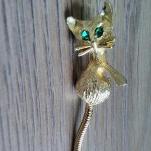 Vintage Gold Cat Pin with moving Tail